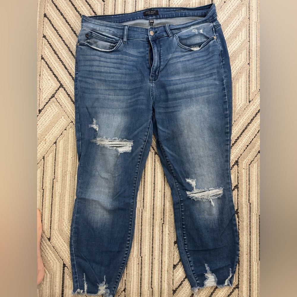 Judy Blue Dark Blue Distressed Skinny Fit Jeans EUC 20W